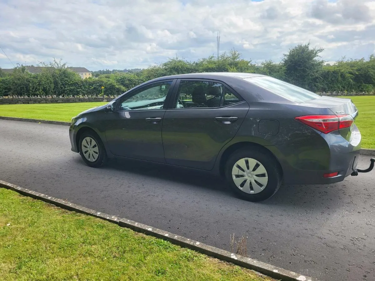 Toyota corolla  1.3 petrol. NCT 5/26. - Image 2