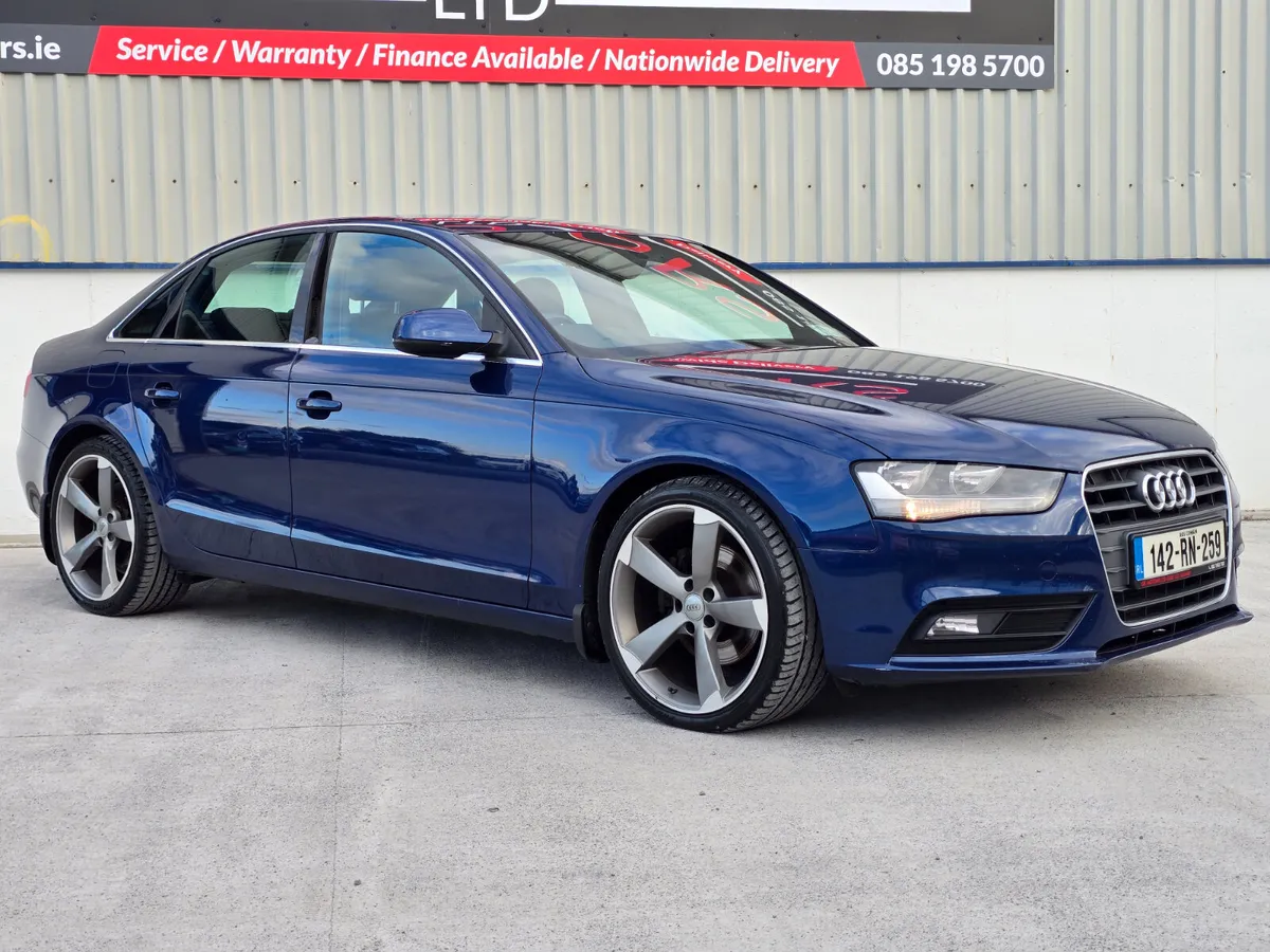 142 AUDI A4 2.0TDI SCUBA BLUE WITH S-LINE INTERIOR - Image 3