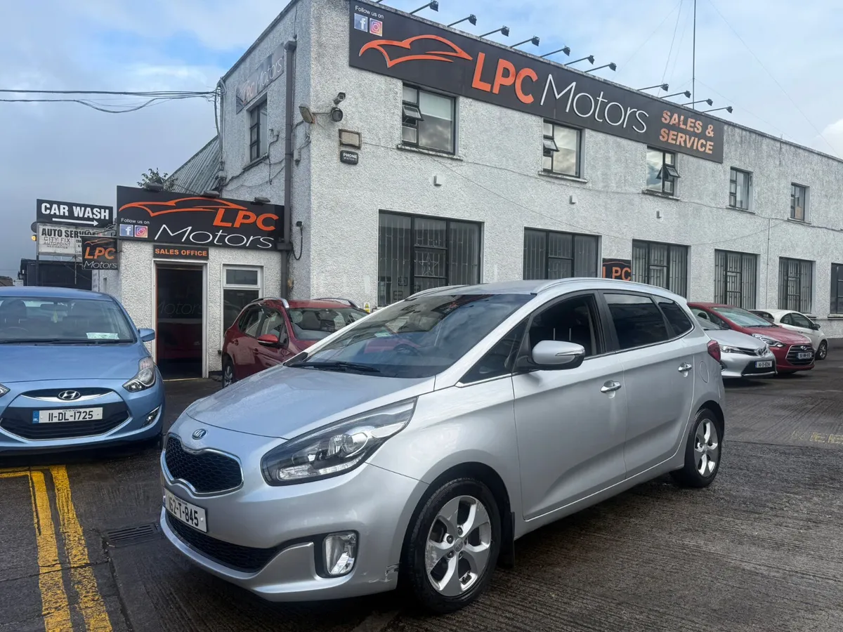 Kia Carens 2016 Low Mileage 7 seater - Image 1