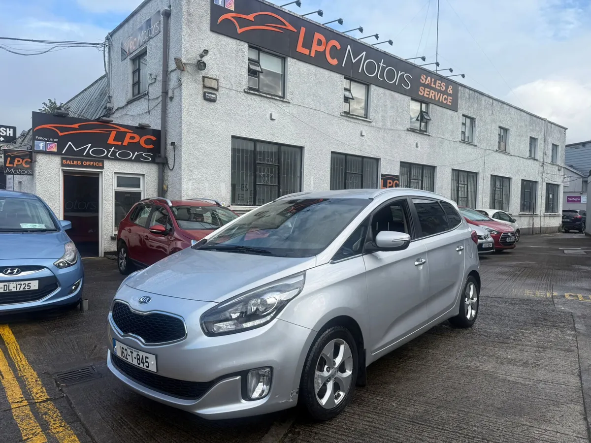 Kia Carens 2016 Low Mileage 7 seater - Image 2