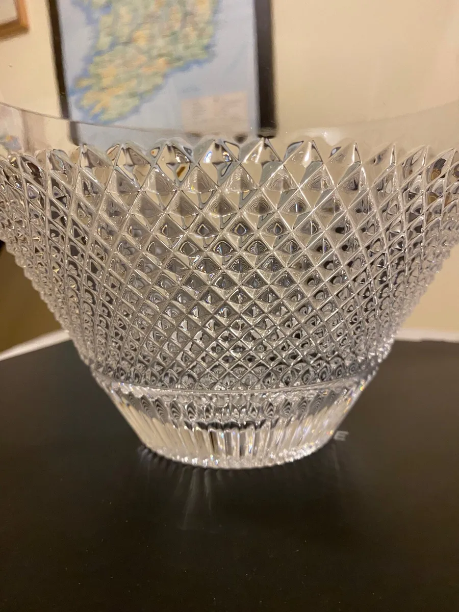 Waterford Crystal and Newbridge Silverware - Image 1