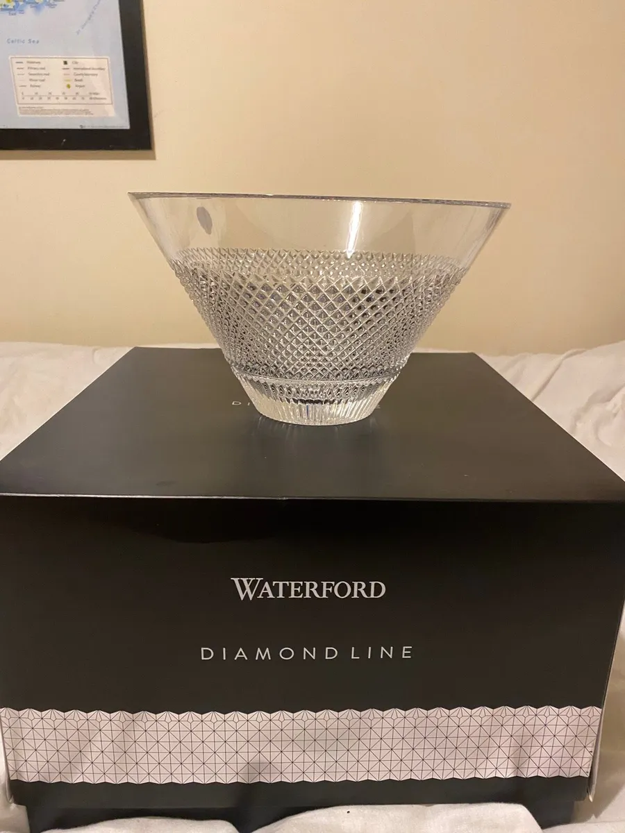 Waterford Crystal and Newbridge Silverware - Image 3