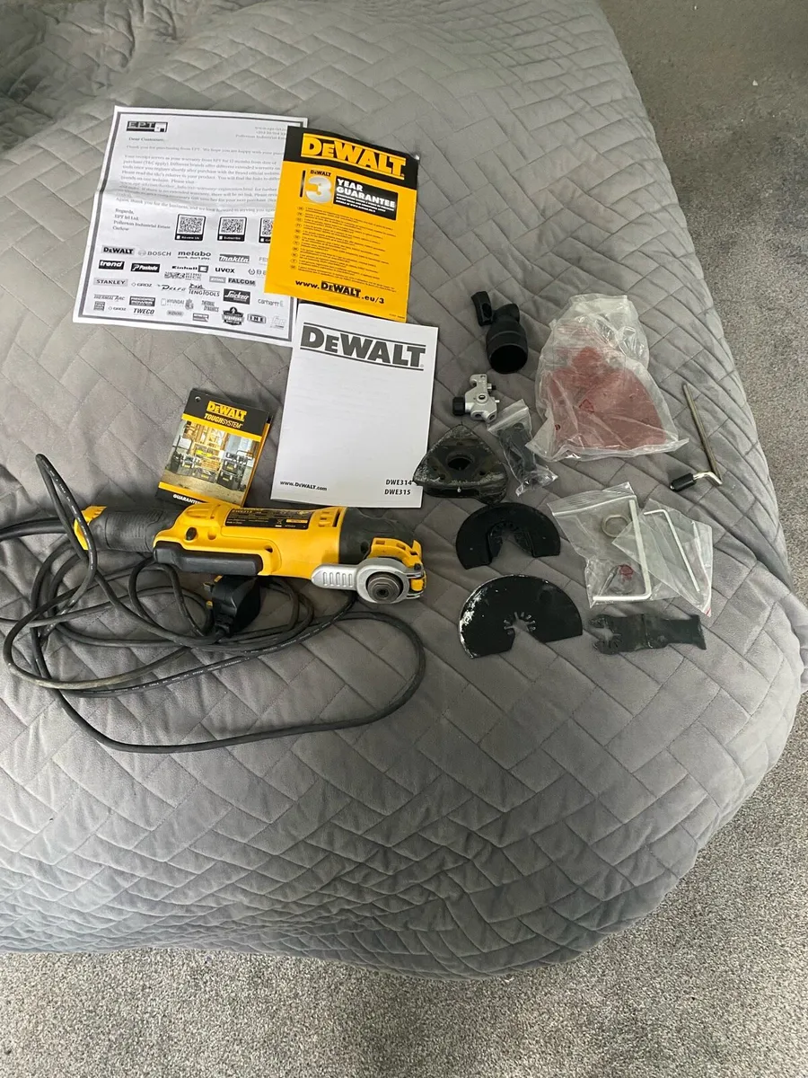DEWALT oscillating MULTI-TOOL For sale 230v - Image 2