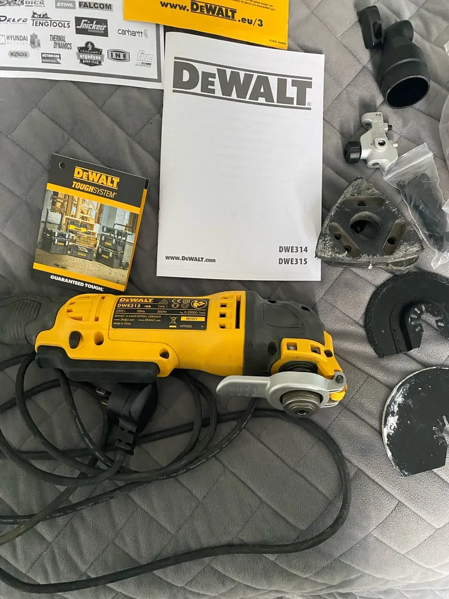 DEWALT oscillating MULTI-TOOL For sale 230v - Image 3