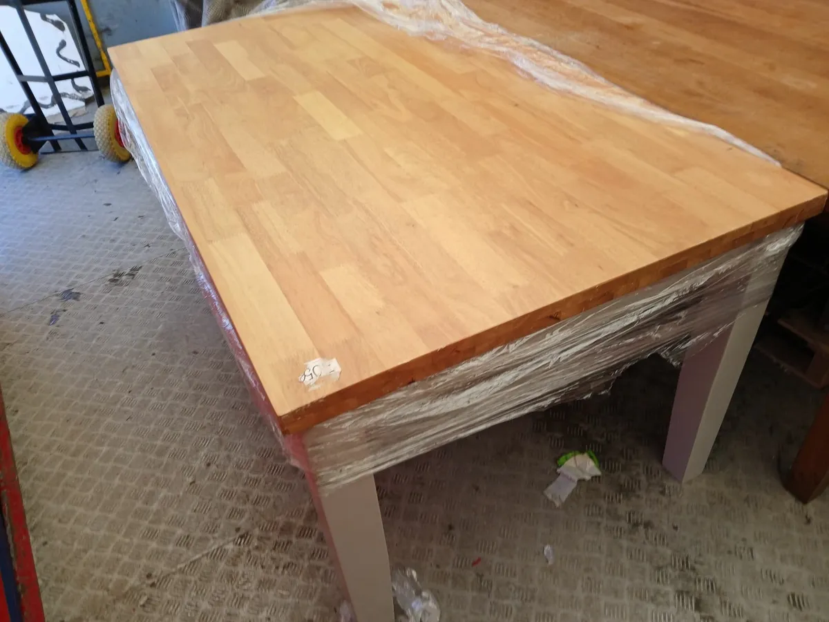 Kitchen table new ....5x3....delivered - Image 2