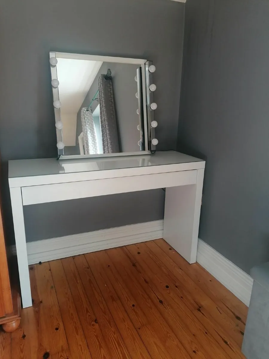 Vanity mirror - Image 3