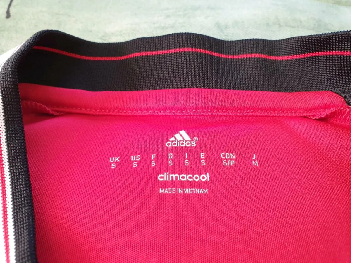 Manchester United Home Jersey 2015 to 2016 adidas - Image 4