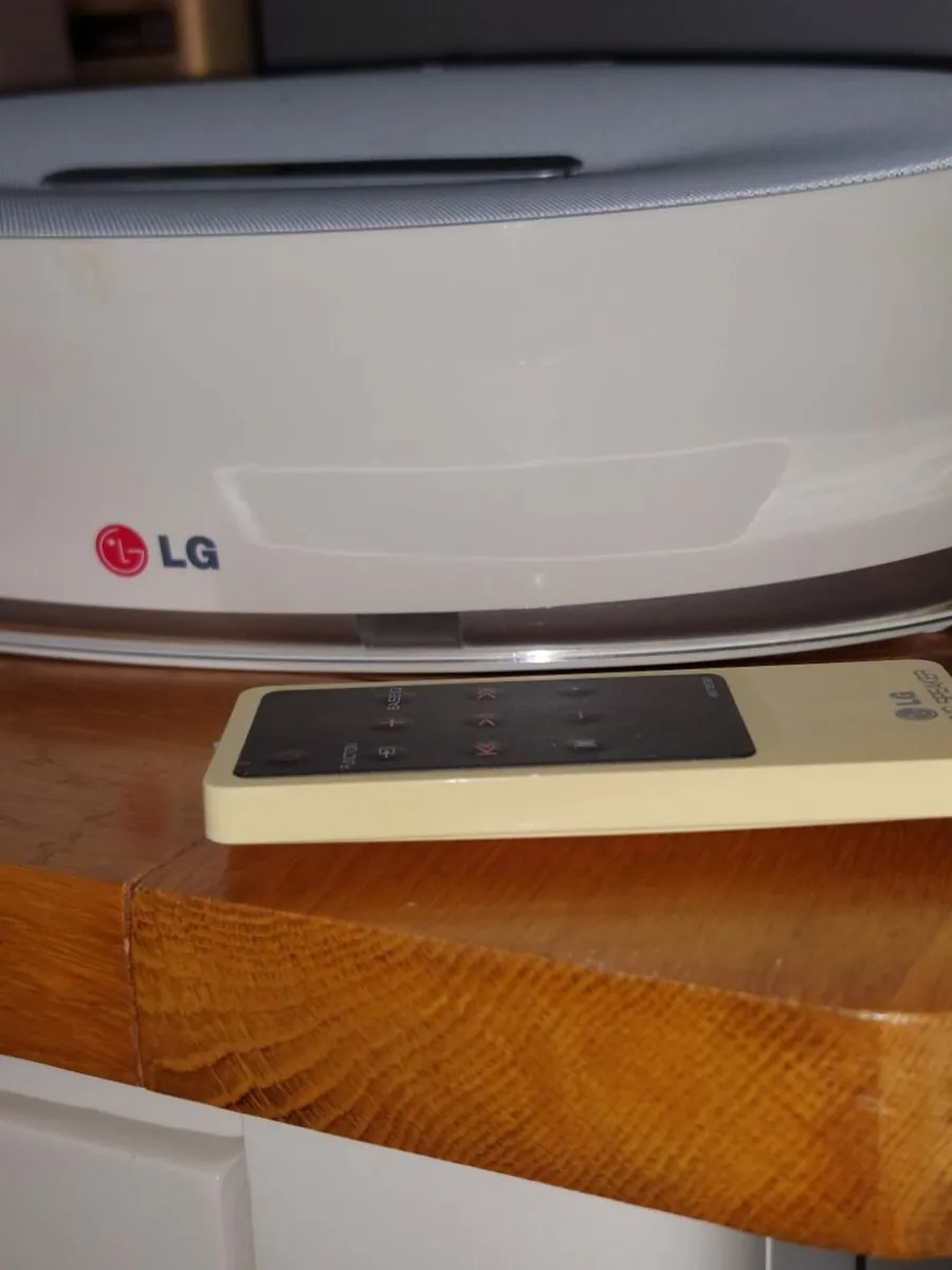 LG Bluetooth speaker - Image 3