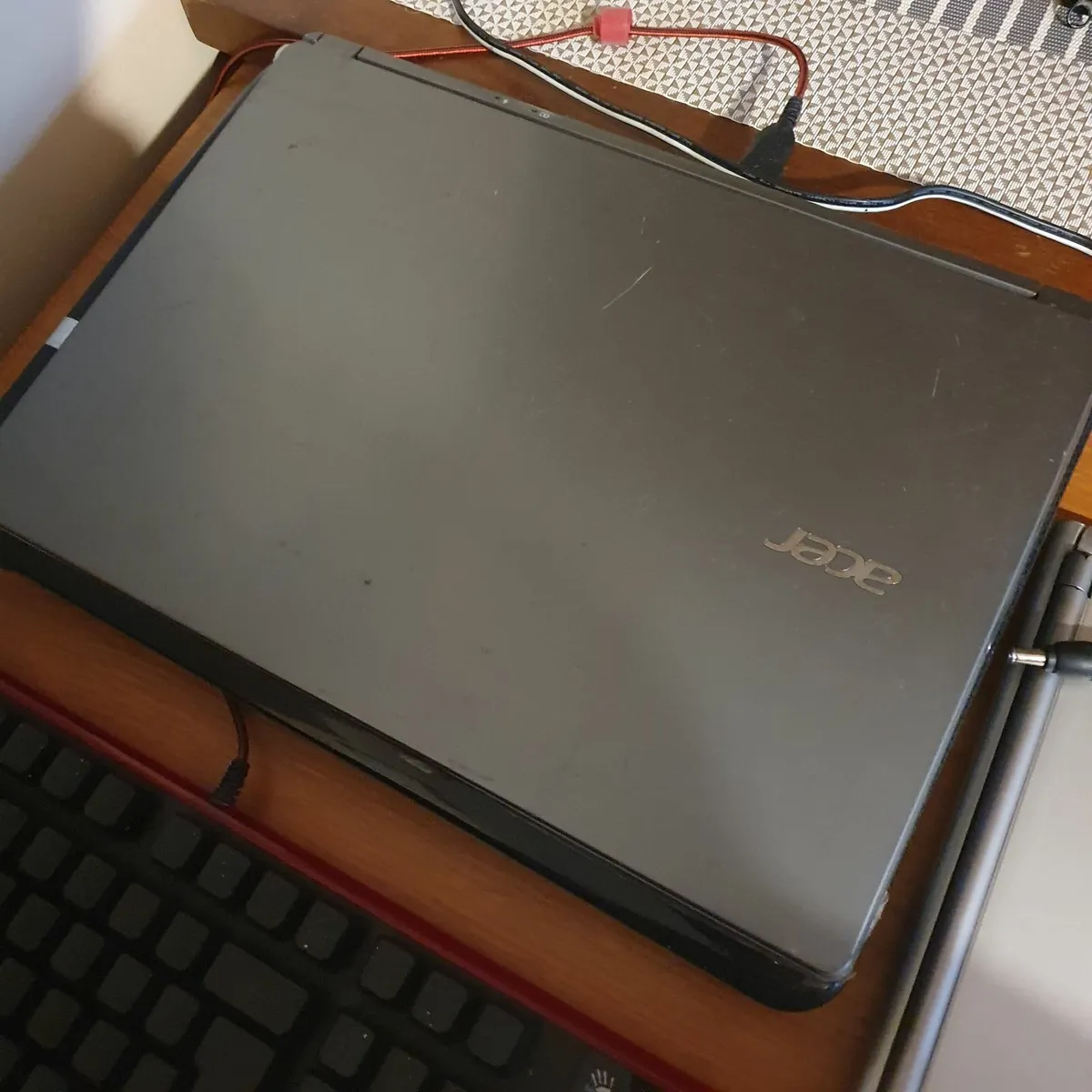 Laptops - Image 1