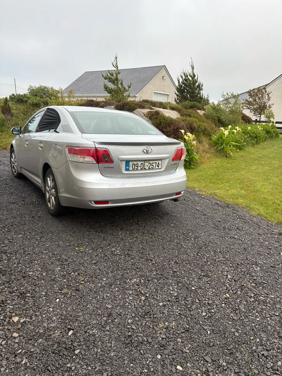 Toyota Avensis - Image 2