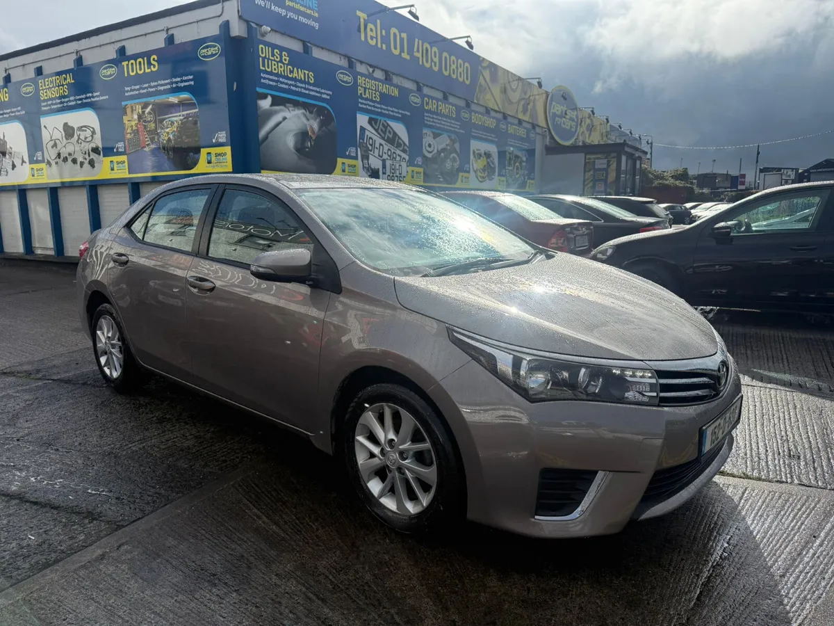 Toyota Corolla 2015 - Image 3