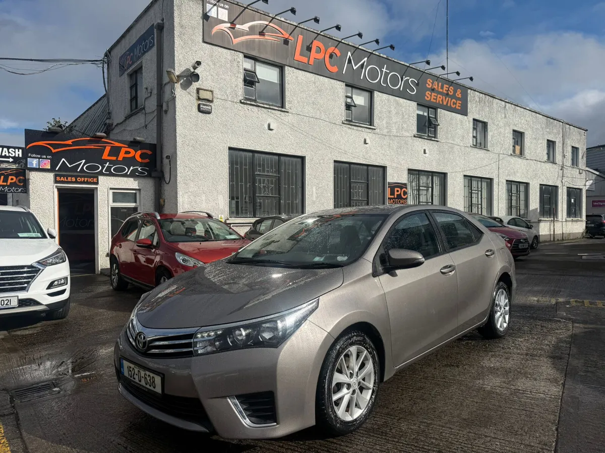 Toyota Corolla 2015 - Image 2