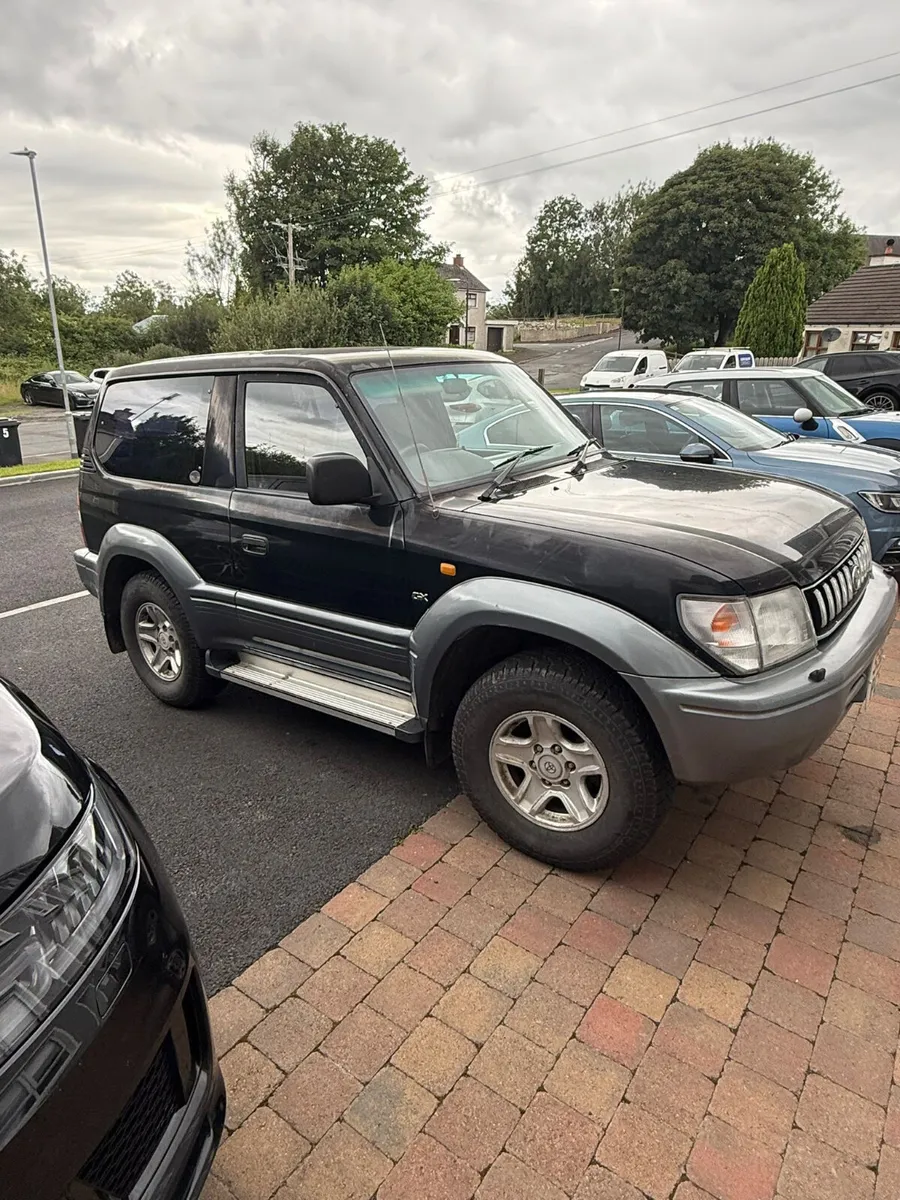 Toyota Land Cruiser - Image 3