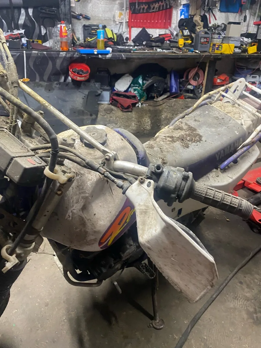 1996 Yamaha TTR 250cc rare bike - Image 2