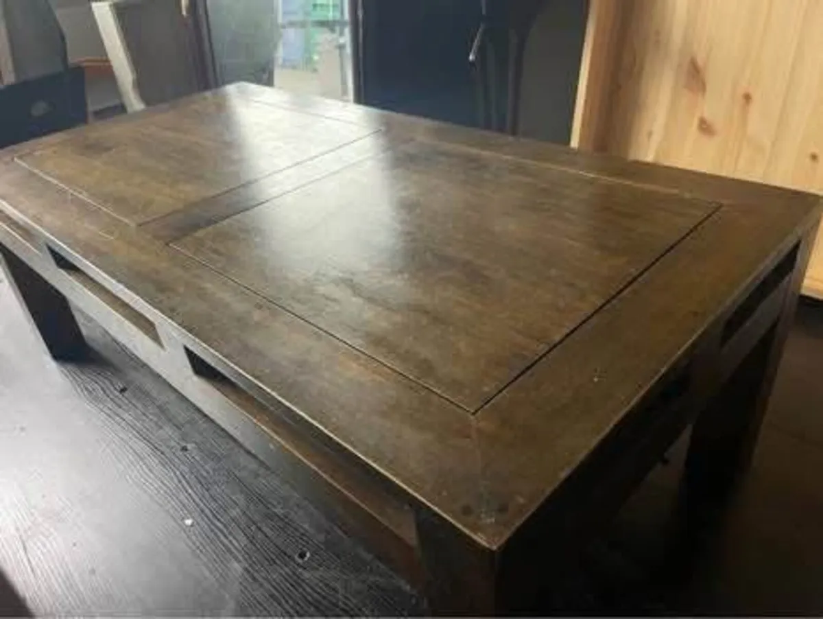 Coffee table - Image 1