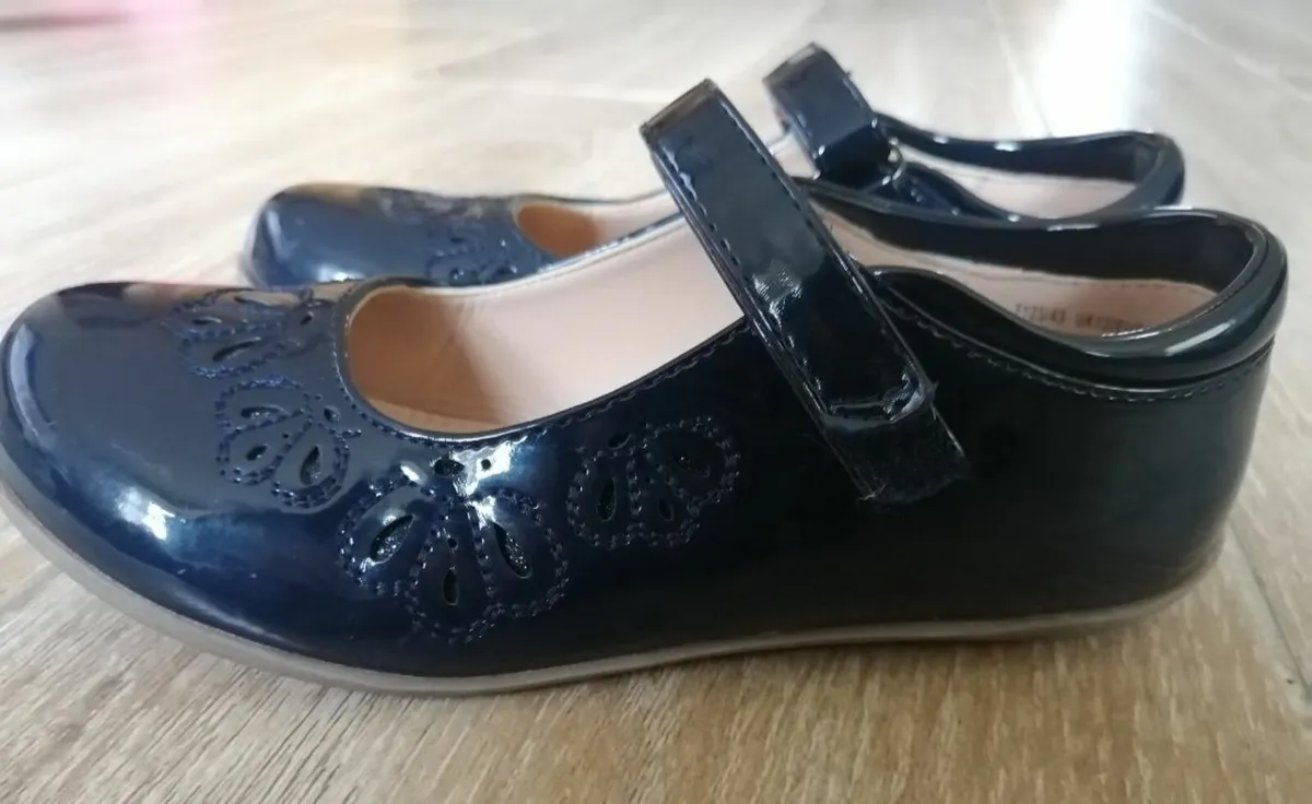 Lelli Kelly Black Leather Shoes shoes bundle - Image 3