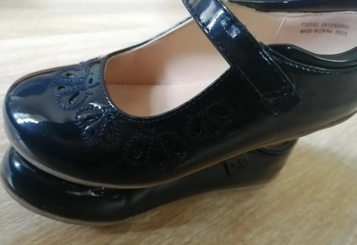 Lelli Kelly Black Leather Shoes shoes bundle - Image 4