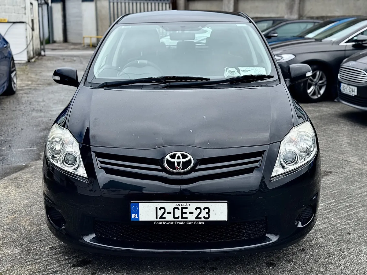 Toyota Auris 2012 (NEW NCT) - Image 2
