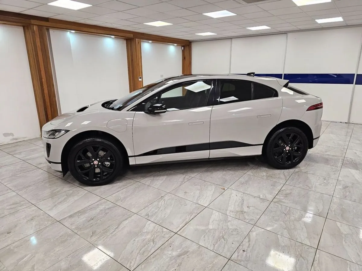 Jaguar I-PACE BLK Edition - Image 4
