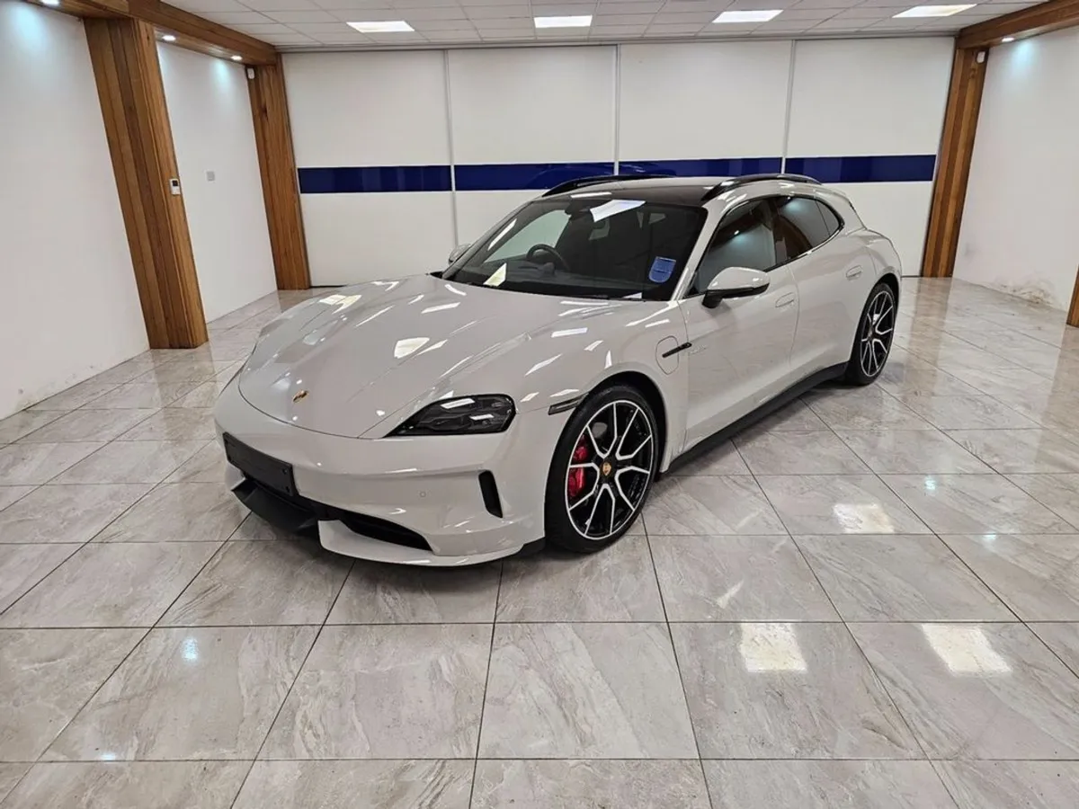 Porsche Taycan New Model // 4S Sport Turismo - Image 1