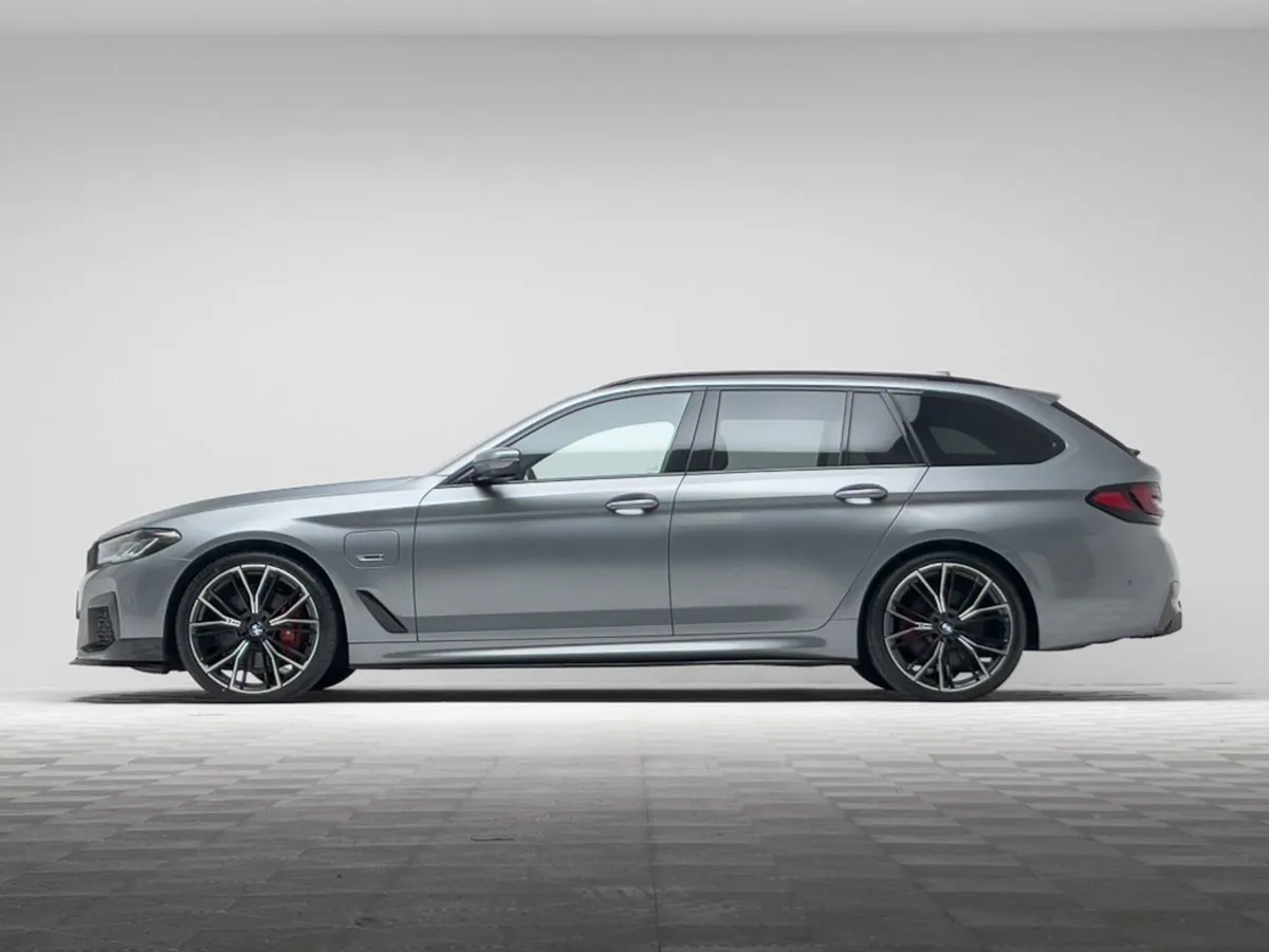 BMW 5 Series 530E M Sport - Image 4