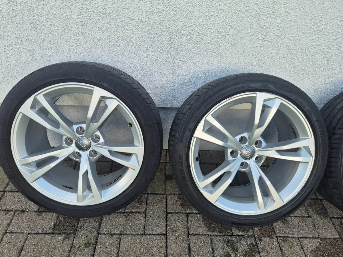 Audi Genuine wheel 18" - Image 4