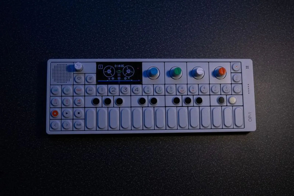 Teenage Engineering OP-1 - Image 2