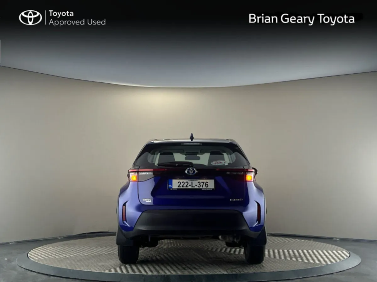 Toyota Yaris Cross HYBRID LUNA - Image 4