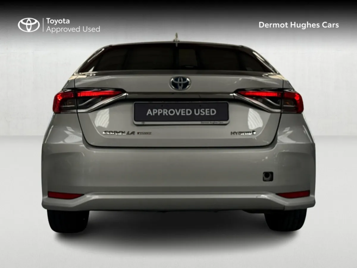 Toyota Corolla COROLLA HYBRID LUNA SPORT - Image 4