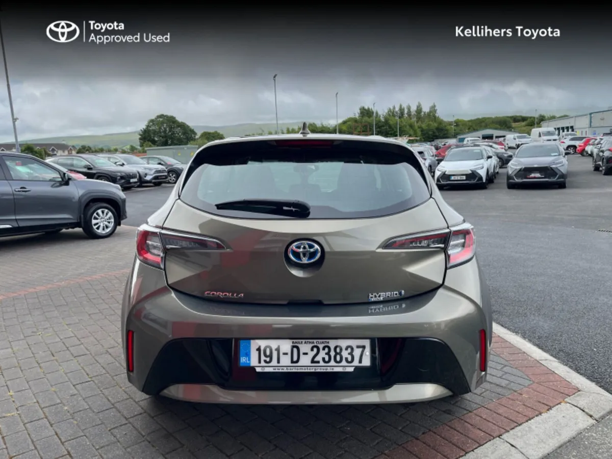 Toyota Corolla COROLLA HYBRID LUNA H/B - Image 4