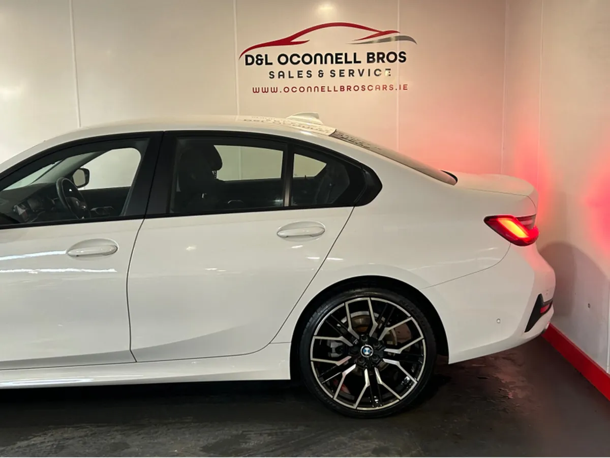 BMW 3-Series SE PRO MHEV AUTO 318 D - Image 3