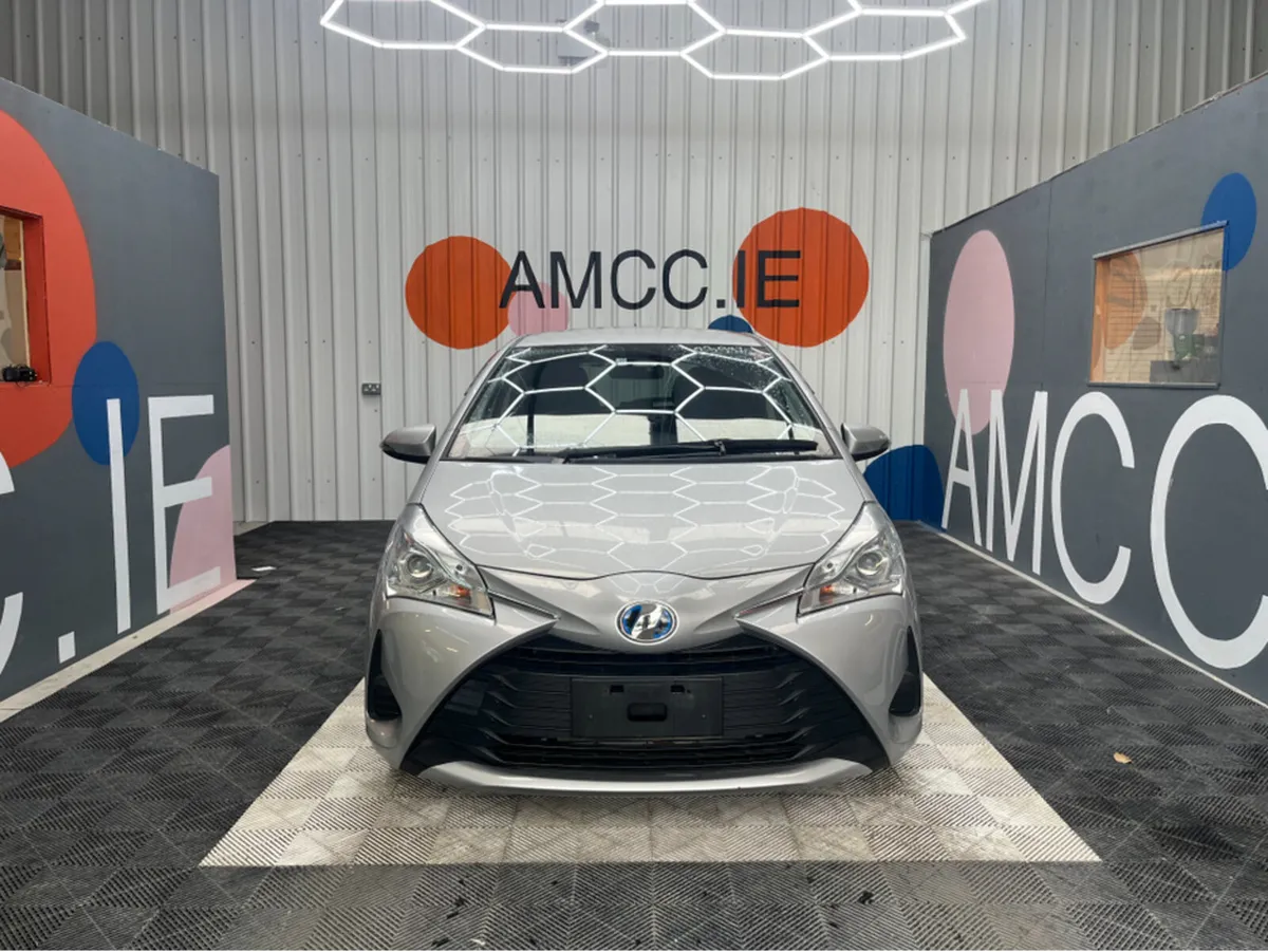 Toyota Vitz 1.5 PETROL / 80k KMs AUTOMATIC - Image 2