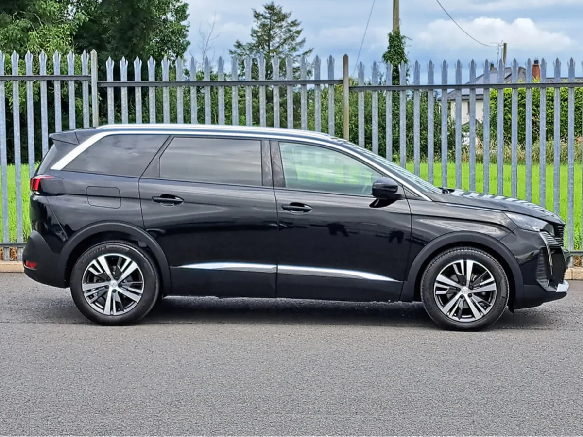 Peugeot 5008 ALLURE PREMIUM 1.5TD 130BHP **HALF LE - Image 2