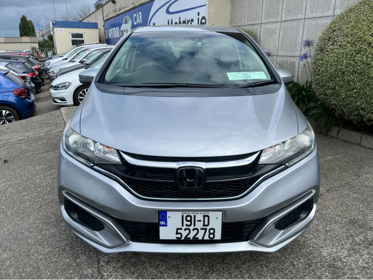Honda Fit AUTOMATIC HYBRID 1.5 PETROL - Image 3