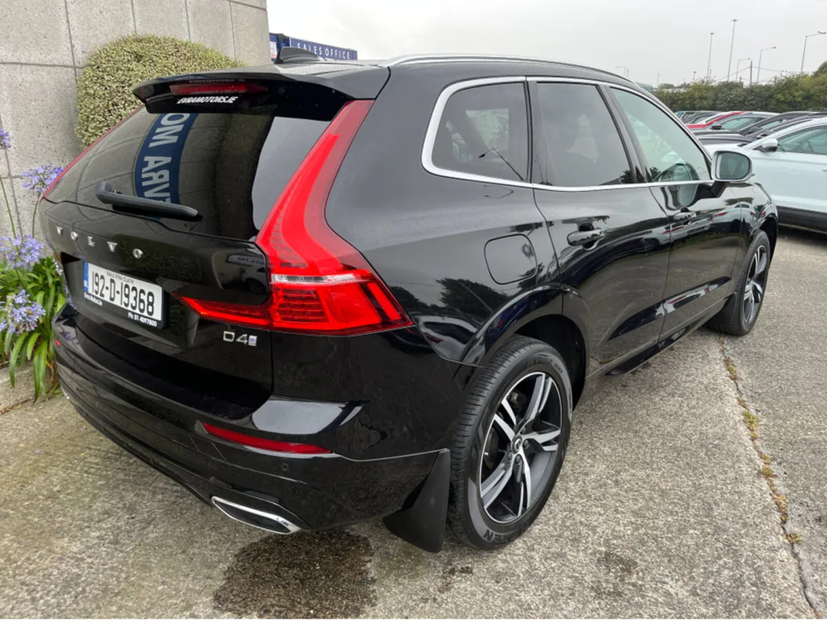 Volvo XC60 D4 R-DESIGN AUTOMATIC 2.0 DIESEL //HARM - Image 4