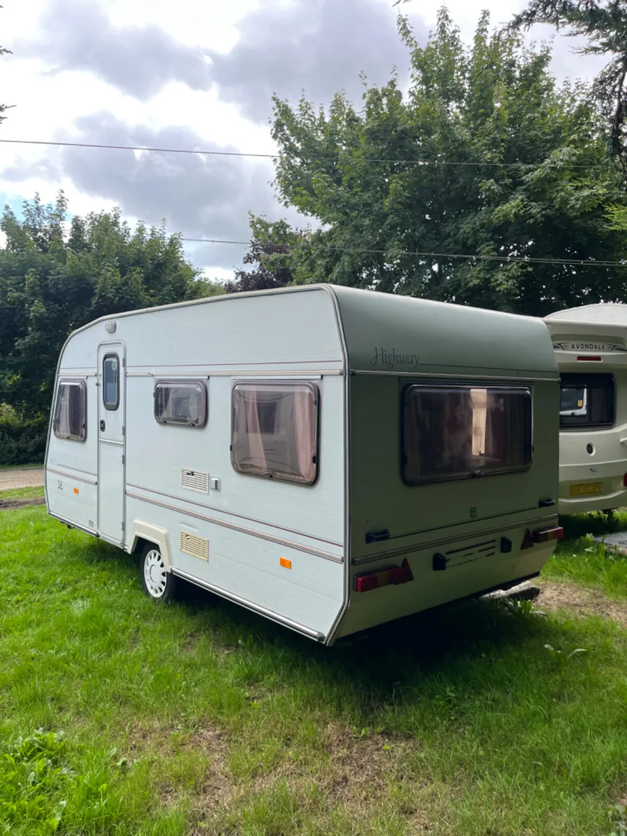 Marauder 5 Berth Caravan For Sale - Image 3