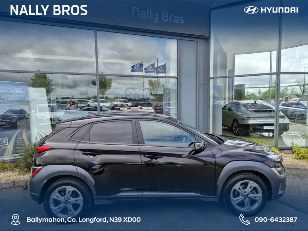 Hyundai KONA EXECUTIVE 5DR - Image 4
