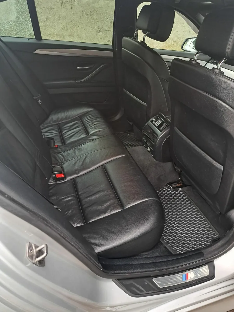BMW 5-Series 2012 - Image 3