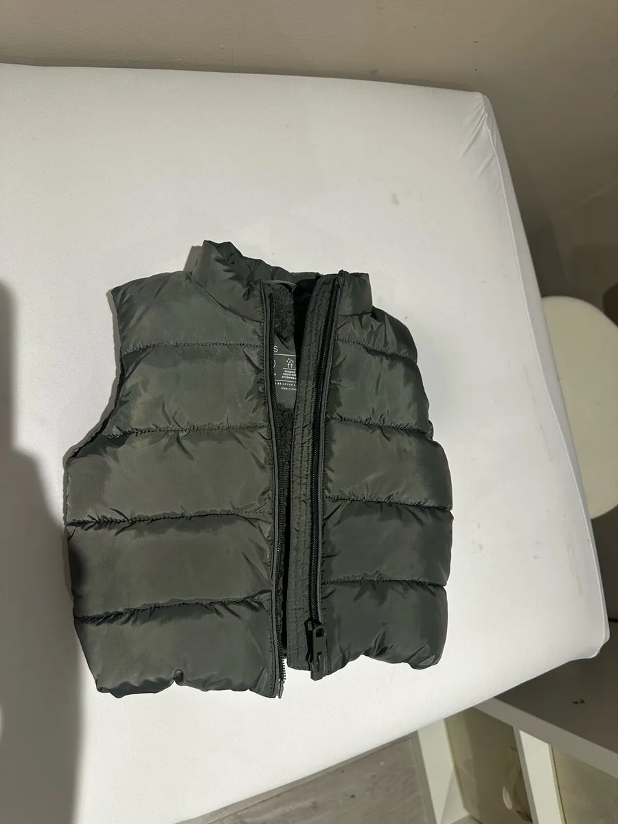 Baby clothes - Image 1