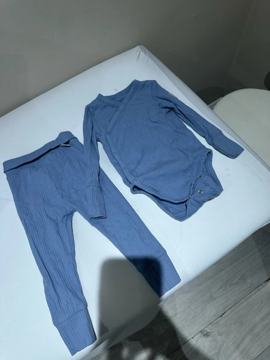 Baby clothes - Image 3
