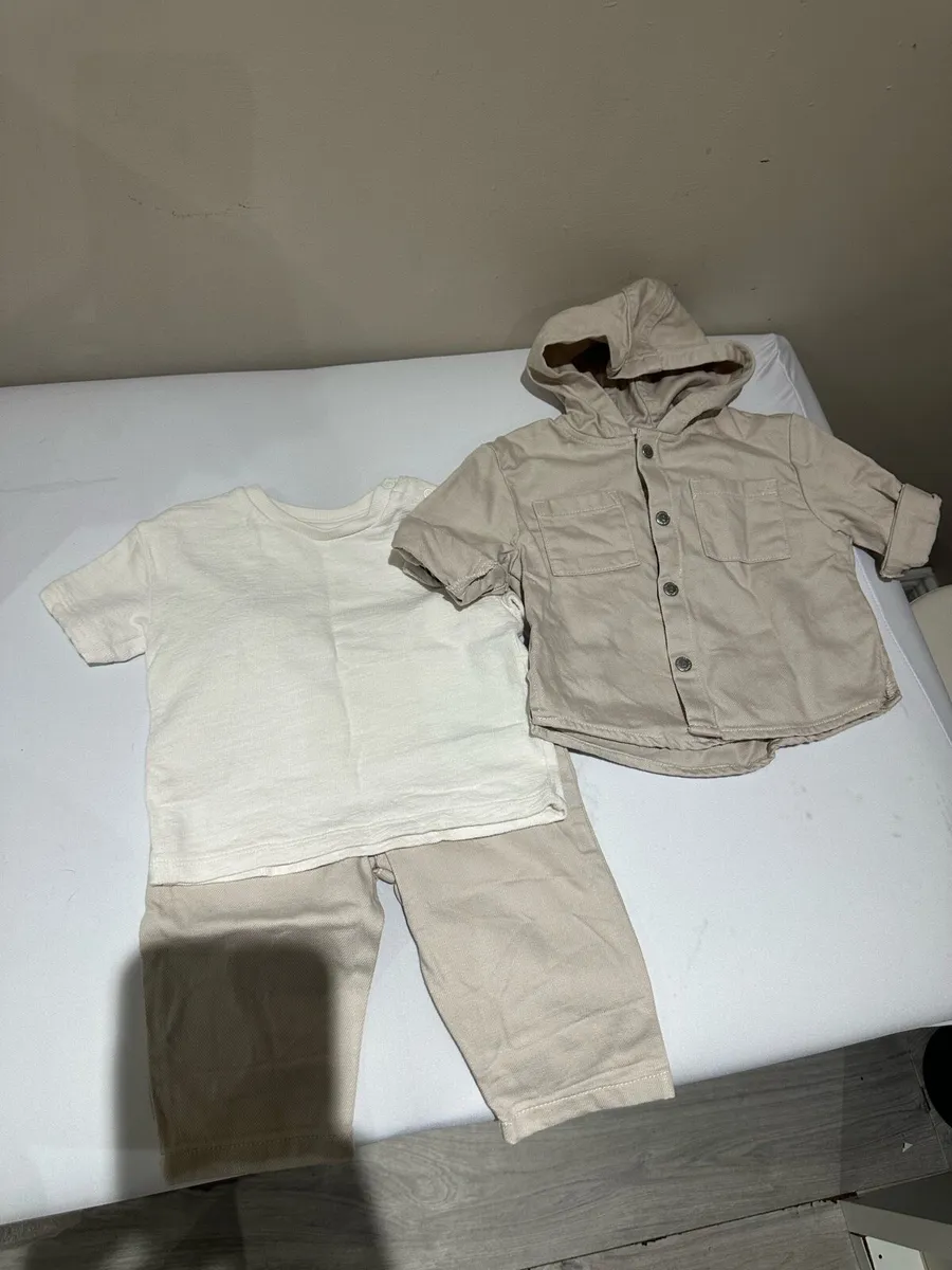 Baby clothes - Image 3