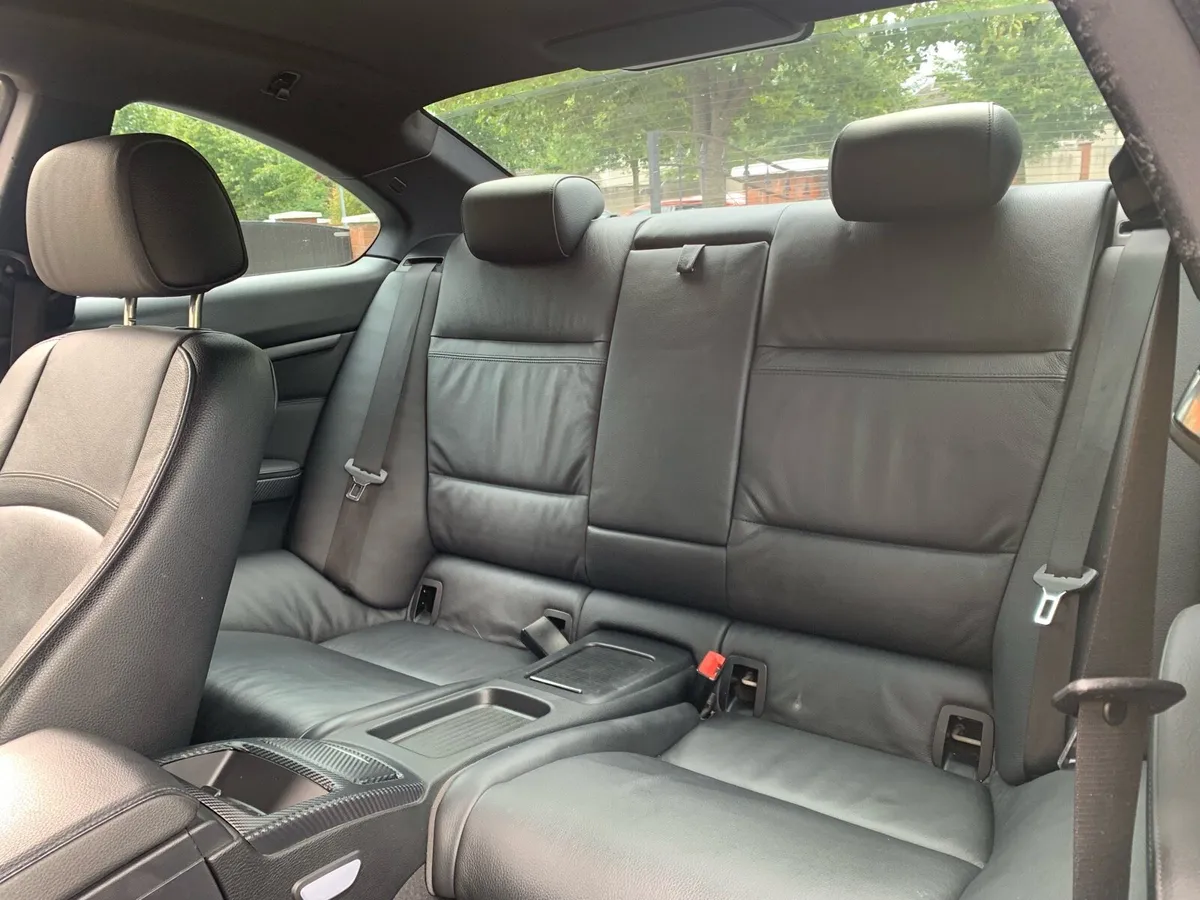 Bmw 320d E92 msport - Image 4
