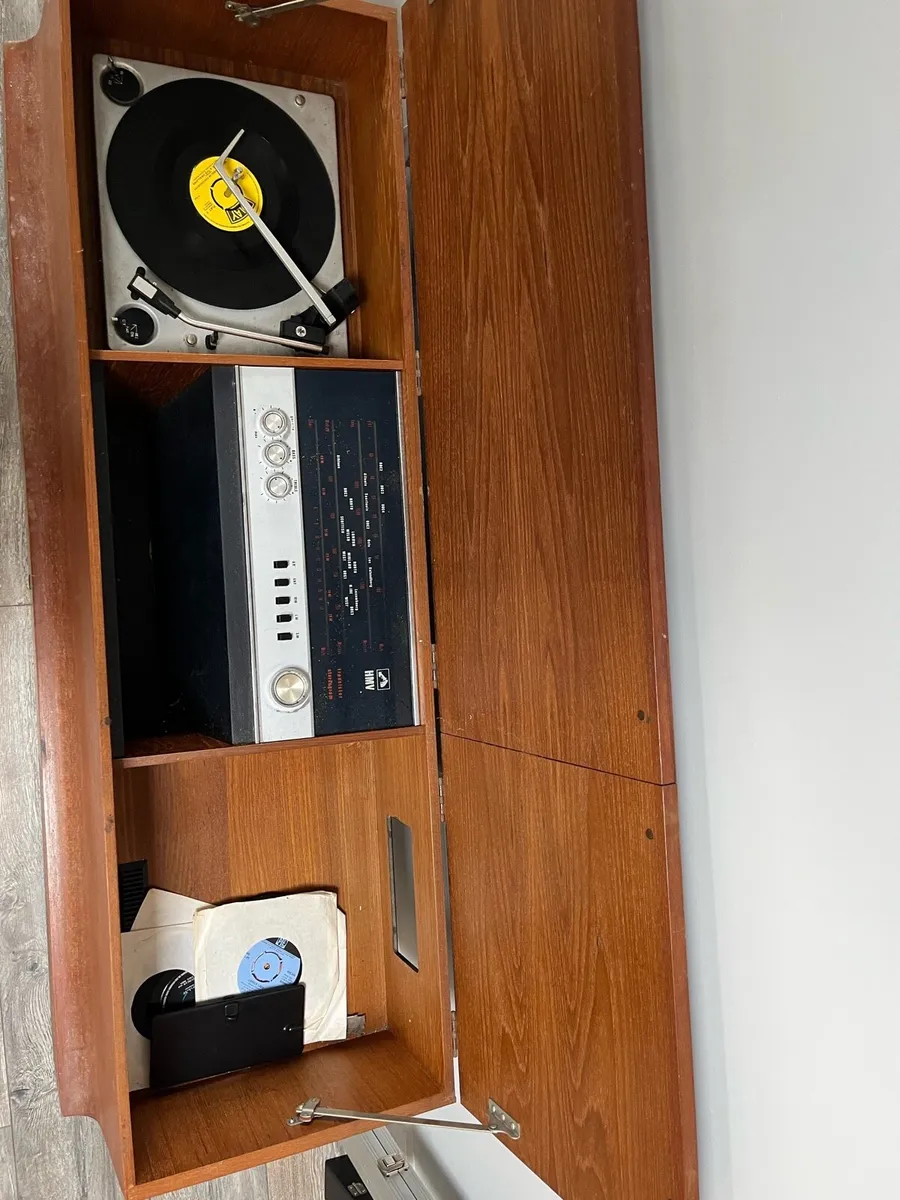 Vintage record player 1960’s - Image 3