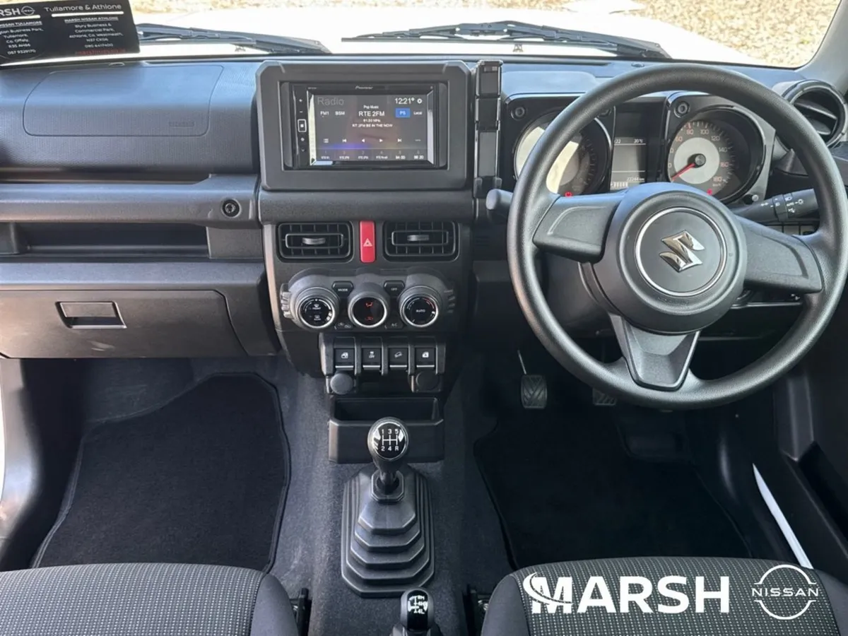 Suzuki Jimny 1.5 4WD Sierra - Image 2