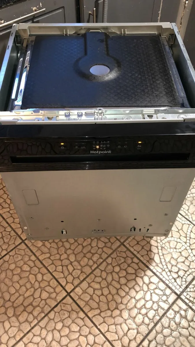 Hotpoint Semi-Integrated Dishwasher. - Image 1