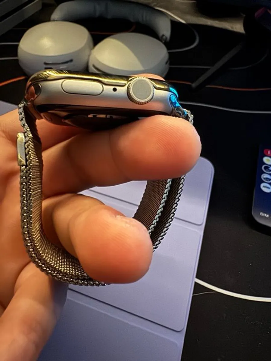 Apple Watch Series 9 Like New - Image 3