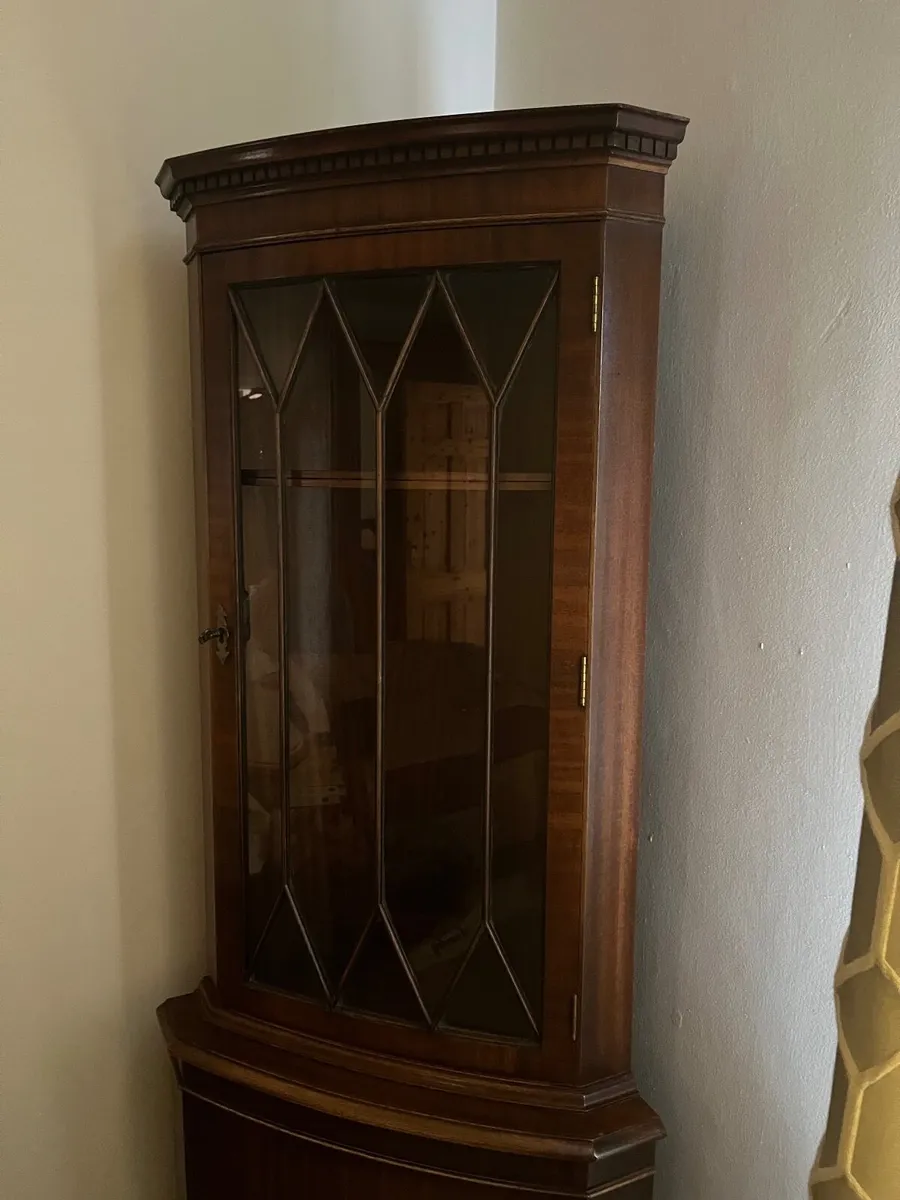 Glass cabinet - Image 3