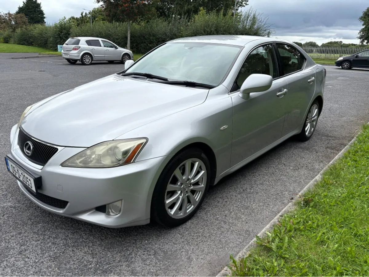 Lexus IS Executive 4DR Auto 2.5 - Image 3