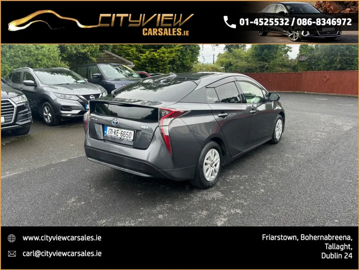 Toyota Prius 5DR Automatic Hybrid - Image 4