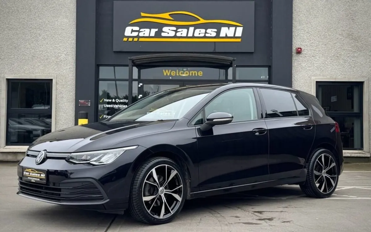 Volkswagen Golf 2.0 TDI Life Hatchback 5dr Diesel - Image 2